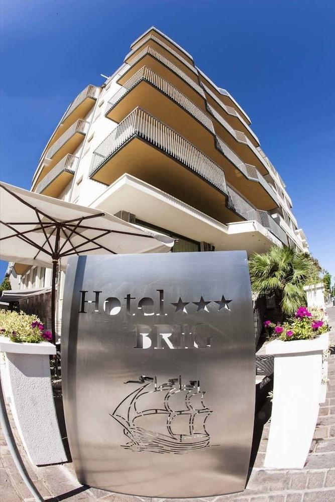 Hotel Brig Cattolica Extérieur photo